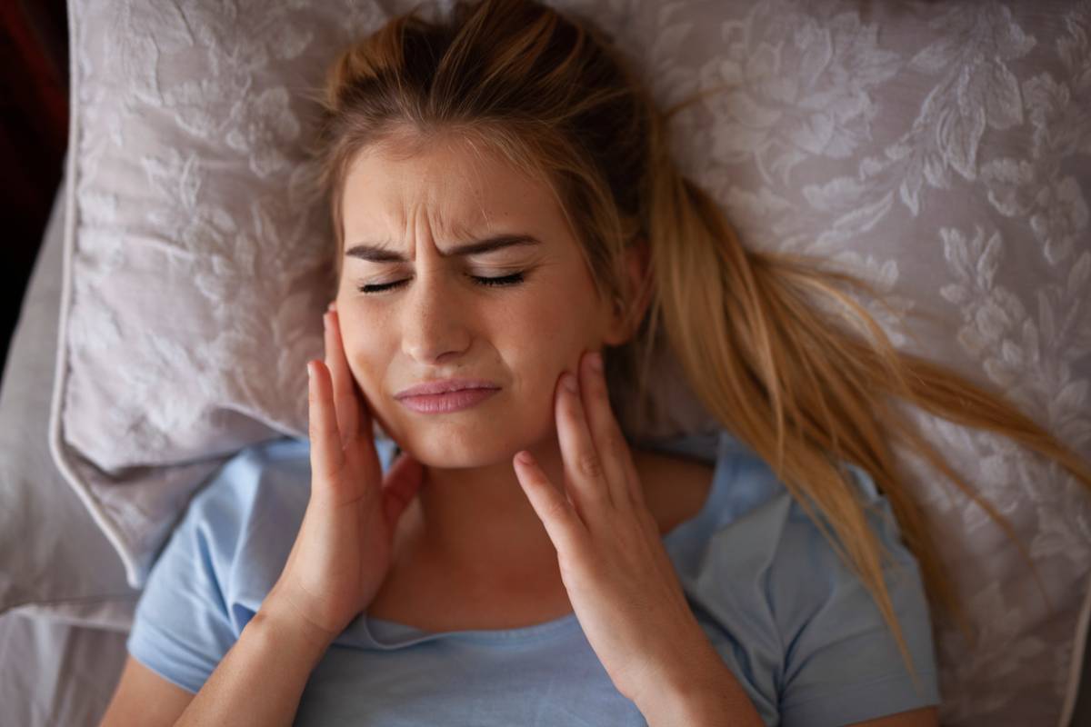 featured image for how can you know if your grind your teeth at night